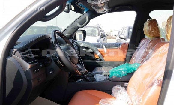 Buy Import Lexus LX White Car in Import - Dubai in Aragatsotn Buy Import Lexus LX White Car in Import - Dubai in Aragatsotn