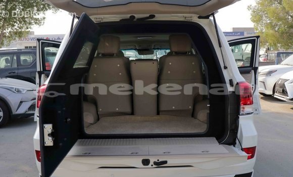 Buy Import Toyota Land Cruiser White Car in Import - Dubai in Aragatsotn Buy Import Toyota Land Cruiser White Car in Import - Dubai in Aragatsotn
