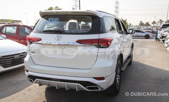Buy Import Toyota Fortuner White Car in Import - Dubai in Aragatsotn Buy Import Toyota Fortuner White Car in Import - Dubai in Aragatsotn