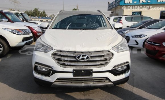 Buy Import Hyundai Santa Fe White Car in Import - Dubai in Aragatsotn Buy Import Hyundai Santa Fe White Car in Import - Dubai in Aragatsotn
