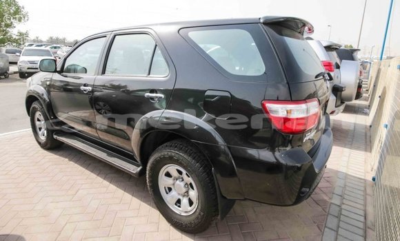 Buy Import Toyota Fortuner Black Car in Import - Dubai in Aragatsotn Buy Import Toyota Fortuner Black Car in Import - Dubai in Aragatsotn