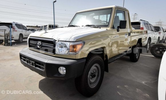 Buy Import Toyota Land Cruiser Beige Car in Import - Dubai in Aragatsotn Buy Import Toyota Land Cruiser Beige Car in Import - Dubai in Aragatsotn