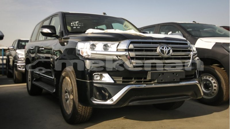 Big with watermark toyota land cruiser aragatsotn import dubai 1496