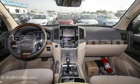 Buy Import Toyota Land Cruiser Black Car in Import - Dubai in Aragatsotn Buy Import Toyota Land Cruiser Black Car in Import - Dubai in Aragatsotn
