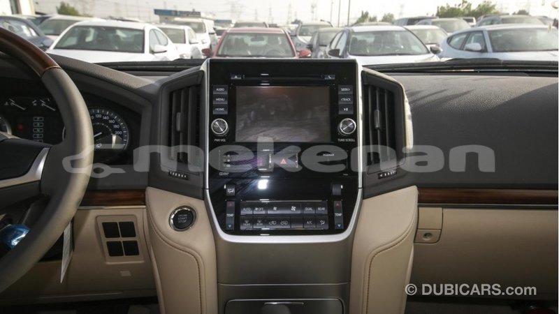 Big with watermark toyota land cruiser aragatsotn import dubai 1496