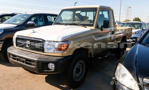 Buy Import Toyota Land Cruiser Beige Car in Import - Dubai in Aragatsotn Buy Import Toyota Land Cruiser Beige Car in Import - Dubai in Aragatsotn