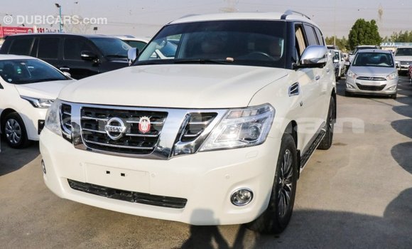 Buy Import Nissan Patrol White Car in Import - Dubai in Aragatsotn Buy Import Nissan Patrol White Car in Import - Dubai in Aragatsotn