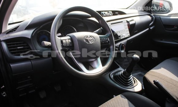 Buy Import Toyota Hilux Black Car in Import - Dubai in Aragatsotn Buy Import Toyota Hilux Black Car in Import - Dubai in Aragatsotn