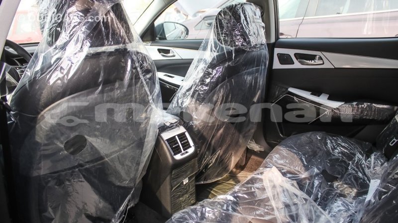 Big with watermark kia cadenza aragatsotn import dubai 1530