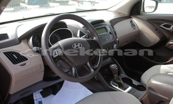 Buy Import Hyundai Tucson Beige Car in Import - Dubai in Aragatsotn Buy Import Hyundai Tucson Beige Car in Import - Dubai in Aragatsotn