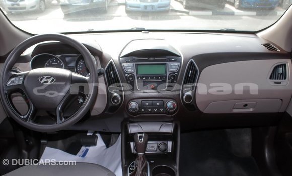Buy Import Hyundai Tucson Beige Car in Import - Dubai in Aragatsotn Buy Import Hyundai Tucson Beige Car in Import - Dubai in Aragatsotn