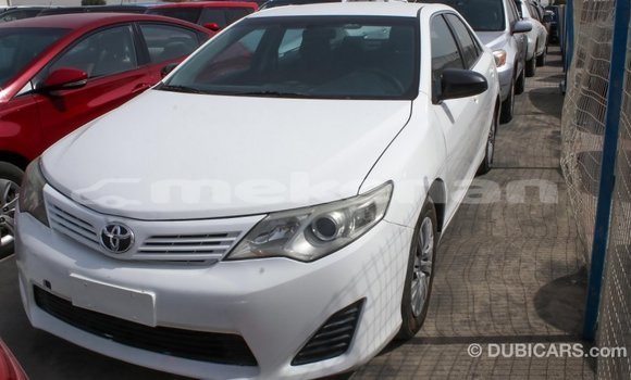 Buy Import Toyota Camry White Car in Import - Dubai in Aragatsotn Buy Import Toyota Camry White Car in Import - Dubai in Aragatsotn