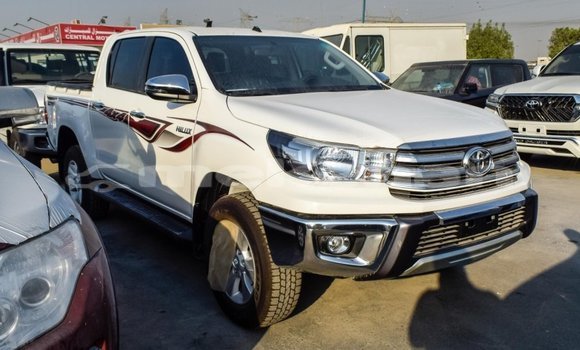 Buy Import Toyota Hilux White Car in Import - Dubai in Aragatsotn Buy Import Toyota Hilux White Car in Import - Dubai in Aragatsotn
