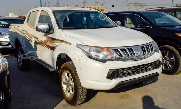 Buy Import Mitsubishi L200 White Car in Import - Dubai in Aragatsotn Buy Import Mitsubishi L200 White Car in Import - Dubai in Aragatsotn