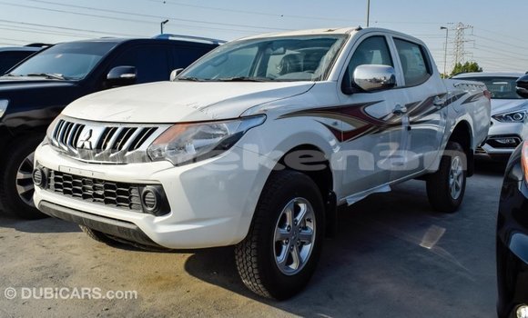 Buy Import Mitsubishi L200 White Car in Import - Dubai in Aragatsotn Buy Import Mitsubishi L200 White Car in Import - Dubai in Aragatsotn