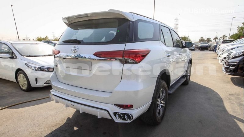 Big with watermark toyota fortuner aragatsotn import dubai 1549