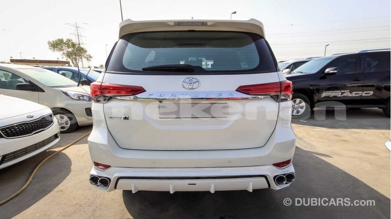 Big with watermark toyota fortuner aragatsotn import dubai 1549