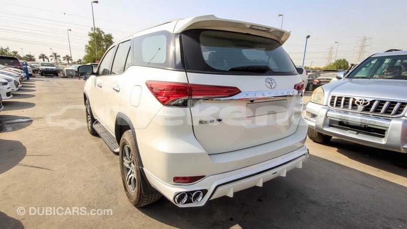 Big with watermark toyota fortuner aragatsotn import dubai 1549
