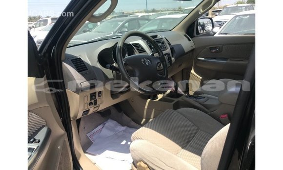 Buy Import Toyota Fortuner Black Car in Import - Dubai in Aragatsotn Buy Import Toyota Fortuner Black Car in Import - Dubai in Aragatsotn