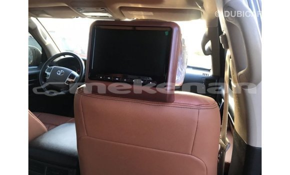 Buy Import Toyota Land Cruiser Black Car in Import - Dubai in Aragatsotn Buy Import Toyota Land Cruiser Black Car in Import - Dubai in Aragatsotn