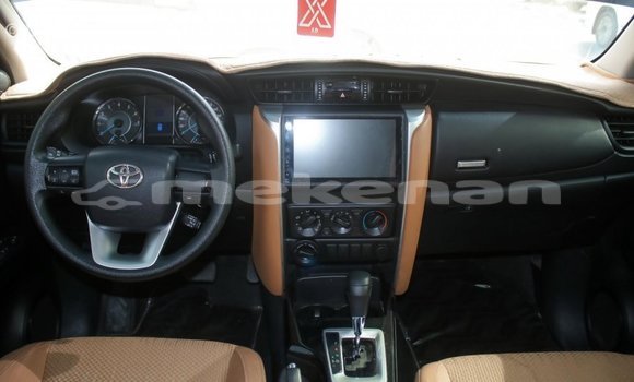 Buy Import Toyota Fortuner White Car in Import - Dubai in Aragatsotn Buy Import Toyota Fortuner White Car in Import - Dubai in Aragatsotn