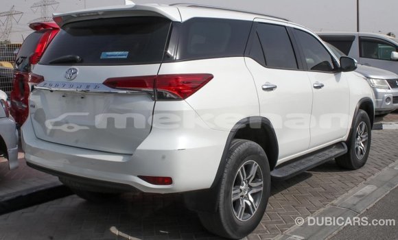 Buy Import Toyota Fortuner White Car in Import - Dubai in Aragatsotn Buy Import Toyota Fortuner White Car in Import - Dubai in Aragatsotn