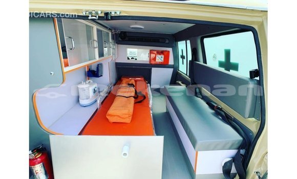 Buy Import Toyota Land Cruiser Beige Car in Import - Dubai in Aragatsotn Buy Import Toyota Land Cruiser Beige Car in Import - Dubai in Aragatsotn