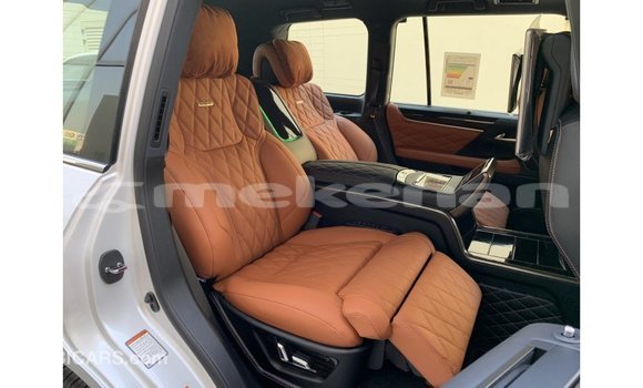 Buy Import Lexus LX White Car in Import - Dubai in Aragatsotn Buy Import Lexus LX White Car in Import - Dubai in Aragatsotn