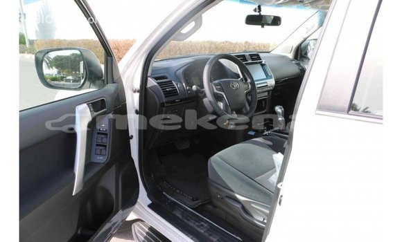 Buy Import Toyota Prado White Car in Import - Dubai in Aragatsotn Buy Import Toyota Prado White Car in Import - Dubai in Aragatsotn