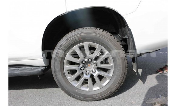 Buy Import Toyota Prado White Car in Import - Dubai in Aragatsotn Buy Import Toyota Prado White Car in Import - Dubai in Aragatsotn