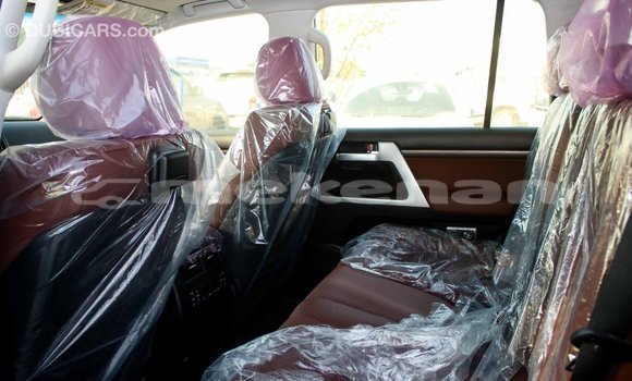 Buy Import Toyota Land Cruiser Black Car in Import - Dubai in Aragatsotn Buy Import Toyota Land Cruiser Black Car in Import - Dubai in Aragatsotn