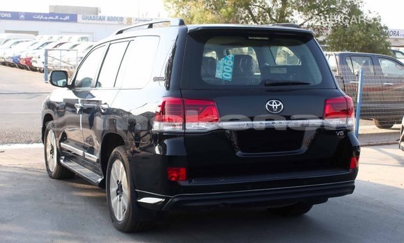 Buy Import Toyota Land Cruiser Black Car in Import - Dubai in Aragatsotn Buy Import Toyota Land Cruiser Black Car in Import - Dubai in Aragatsotn