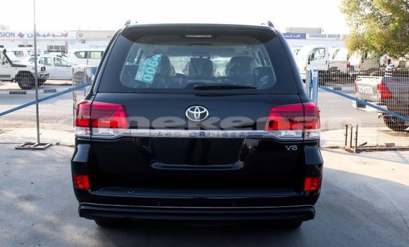 Buy Import Toyota Land Cruiser Black Car in Import - Dubai in Aragatsotn Buy Import Toyota Land Cruiser Black Car in Import - Dubai in Aragatsotn