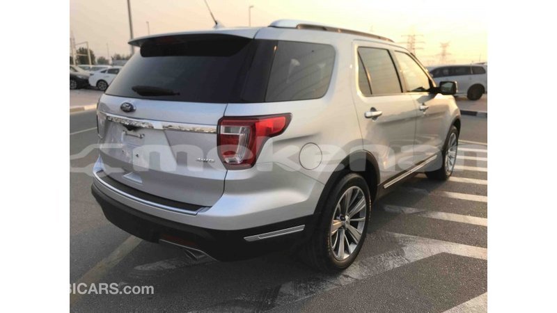 Big with watermark ford explorer aragatsotn import dubai 1625