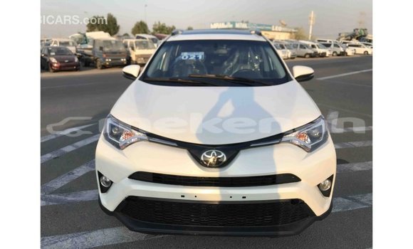 Buy Import Toyota 4Runner White Car in Import - Dubai in Aragatsotn Buy Import Toyota 4Runner White Car in Import - Dubai in Aragatsotn