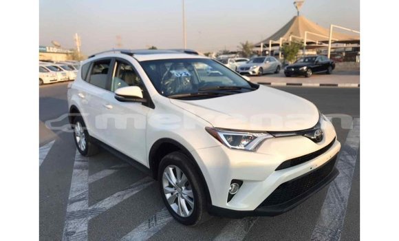 Buy Import Toyota 4Runner White Car in Import - Dubai in Aragatsotn Buy Import Toyota 4Runner White Car in Import - Dubai in Aragatsotn