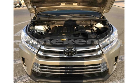 Buy Import Toyota Highlander Other Car in Import - Dubai in Aragatsotn Buy Import Toyota Highlander Other Car in Import - Dubai in Aragatsotn
