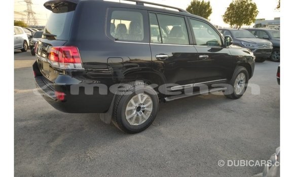 Buy Import Toyota Land Cruiser Black Car in Import - Dubai in Aragatsotn Buy Import Toyota Land Cruiser Black Car in Import - Dubai in Aragatsotn