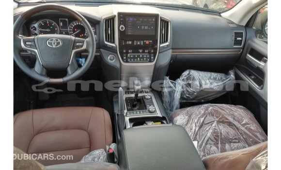 Buy Import Toyota Land Cruiser Black Car in Import - Dubai in Aragatsotn Buy Import Toyota Land Cruiser Black Car in Import - Dubai in Aragatsotn