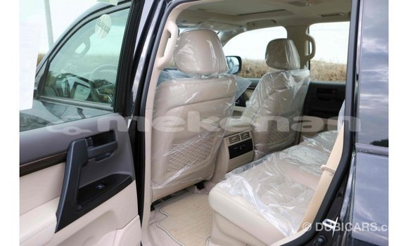 Buy Import Toyota Land Cruiser Black Car in Import - Dubai in Aragatsotn Buy Import Toyota Land Cruiser Black Car in Import - Dubai in Aragatsotn