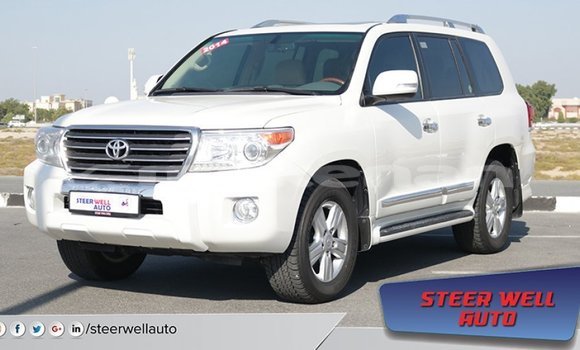 Buy Import Toyota Land Cruiser White Car in Import - Dubai in Aragatsotn Buy Import Toyota Land Cruiser White Car in Import - Dubai in Aragatsotn