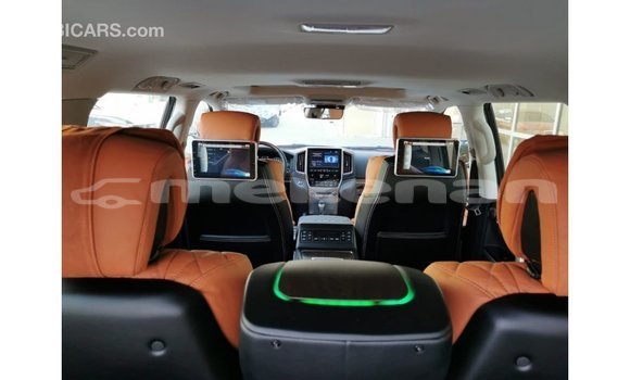 Buy Import Toyota Land Cruiser Black Car in Import - Dubai in Aragatsotn Buy Import Toyota Land Cruiser Black Car in Import - Dubai in Aragatsotn