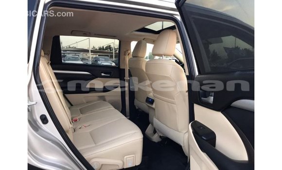Buy Import Toyota Highlander Other Car in Import - Dubai in Aragatsotn Buy Import Toyota Highlander Other Car in Import - Dubai in Aragatsotn