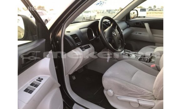 Buy Import Toyota Highlander Black Car in Import - Dubai in Aragatsotn Buy Import Toyota Highlander Black Car in Import - Dubai in Aragatsotn