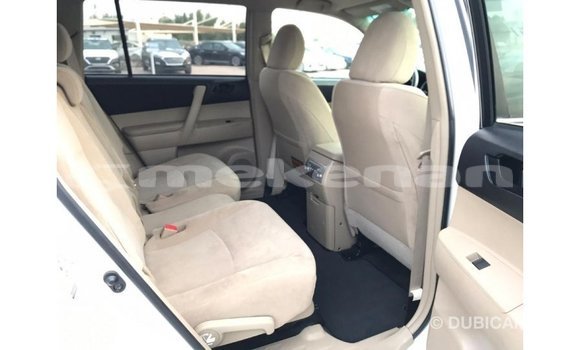 Buy Import Toyota Highlander White Car in Import - Dubai in Aragatsotn Buy Import Toyota Highlander White Car in Import - Dubai in Aragatsotn