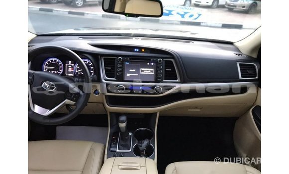 Buy Import Toyota Highlander Other Car in Import - Dubai in Aragatsotn Buy Import Toyota Highlander Other Car in Import - Dubai in Aragatsotn