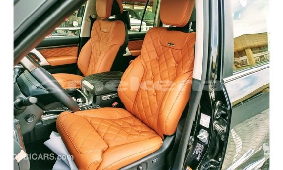 Buy Import Toyota Land Cruiser Black Car in Import - Dubai in Aragatsotn Buy Import Toyota Land Cruiser Black Car in Import - Dubai in Aragatsotn