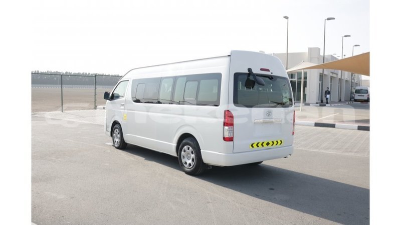 Big with watermark toyota hiace aragatsotn import dubai 1692