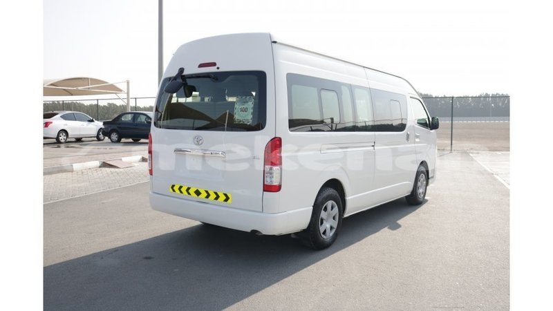 Big with watermark toyota hiace aragatsotn import dubai 1692