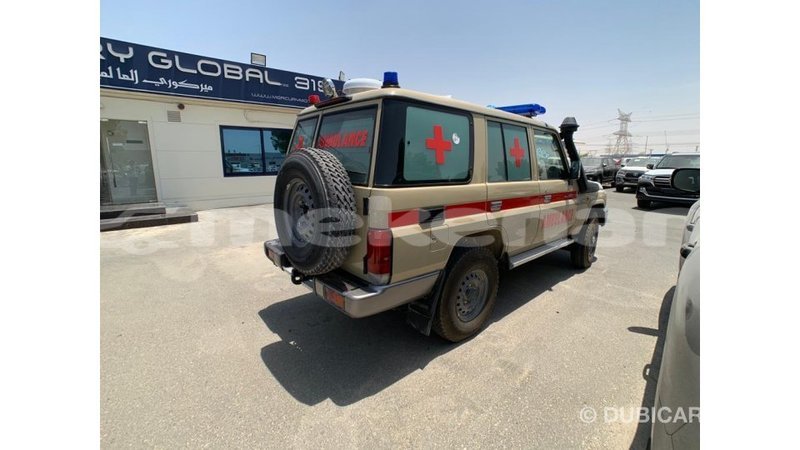 Big with watermark toyota land cruiser aragatsotn import dubai 1695